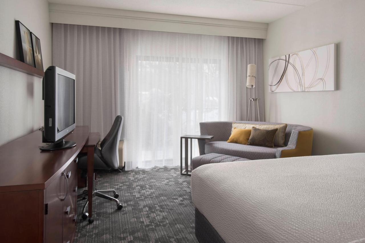 คอร์ตยาร์ด บาย แมริออท บอสตัน นอร์วูด/แคนตัน Hotel นอร์วู้ด ภายนอก รูปภาพ